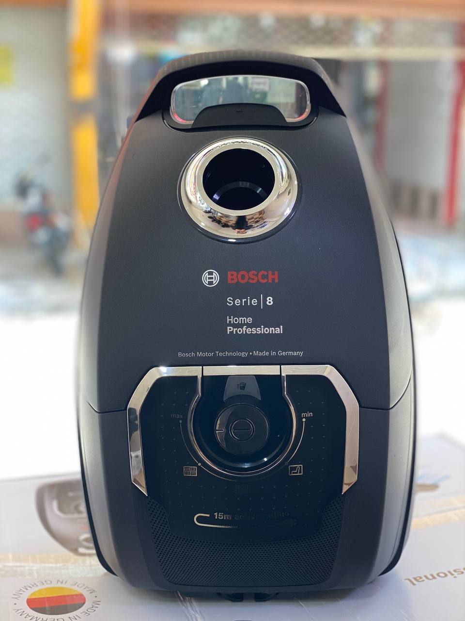 جارو برقی بوش|Bosch مدل BGL8PRO5 با قدرت مکش 650 وات